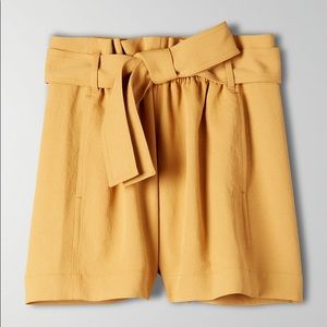 Aritzia Wilfred New Paperbag Short